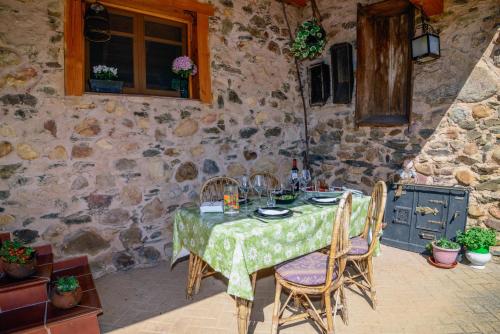 Restorāns vai citas vietas, kur ieturēt maltīti, naktsmītnē Casa Rural Entre Valles