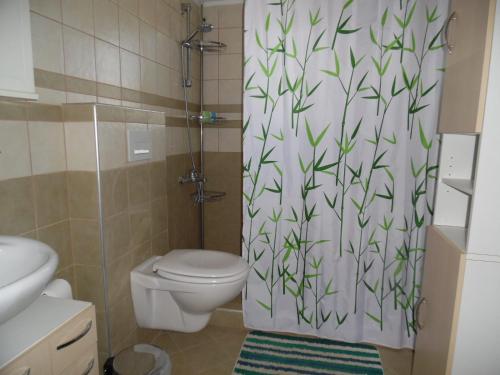 Koupelna v ubytování Artemis Appartments