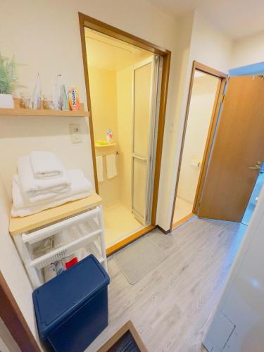 201 Dotonbori River5 min walk to Dotonbori Kuromon Market Shinsaibashi, Namba business district washing machine on balcony 1F free dryer microwave