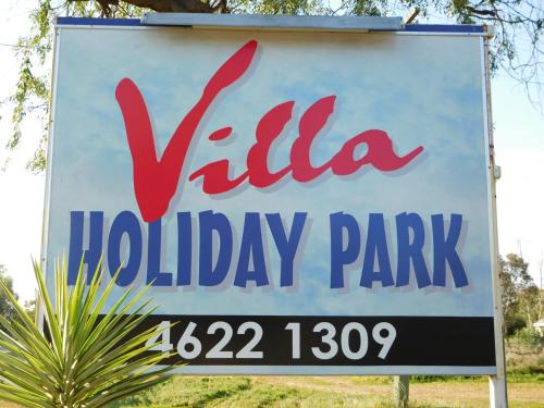Certificado, premio, señal o documento que está expuesto en Villa Holiday Park