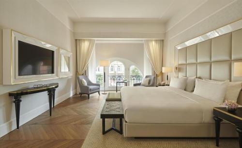 Párisi Udvar Hotel Budapest, part of Hyatt — Photo of the whole room