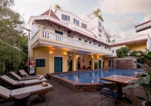 Residence Wat Damnak