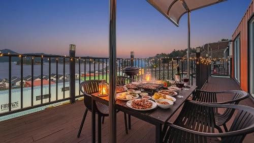 Φαγητό σε αυτή η παραθεριστική κατοικία ή κάπου εκεί κοντά