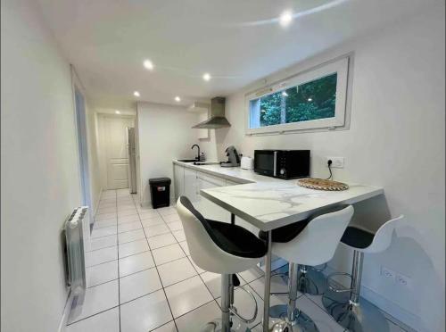 Cosy studio - Free parking - Calme