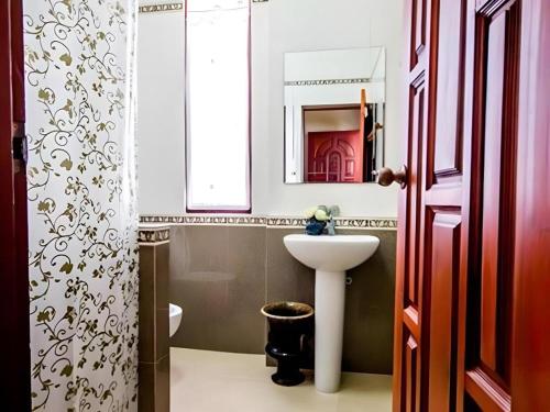 Un baño de Wake Up at Muang Kao Boutique Hotel