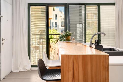 Billede fra billedgalleriet på Noga 2BR Suite Apartments i Tel Aviv
