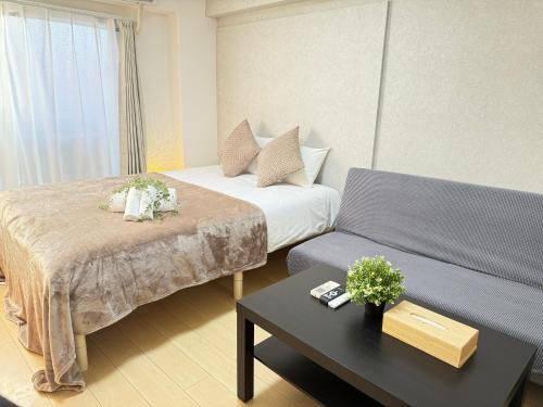 Shinjuku Area 2Units 4F12 Shinjuku Apartment