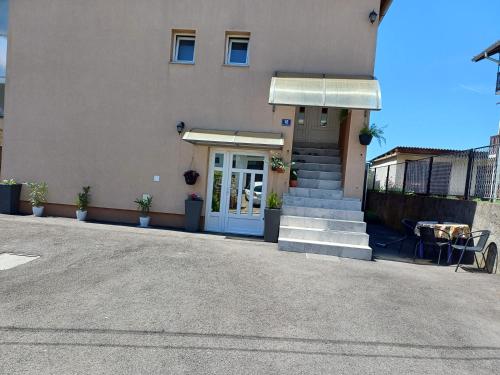 Exteriér nebo vchod ubytování Apartman DIJANA BANJA LUKA