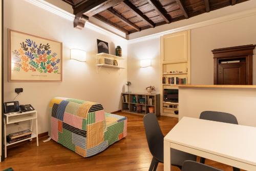 GuestHost - Comfy Flat near Ospedale Policlinico