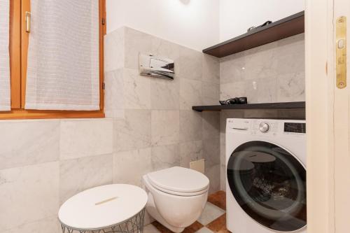 GuestHost - Comfy Flat near Ospedale Policlinico