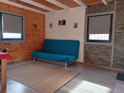 Posezení v ubytování Independent Chalet