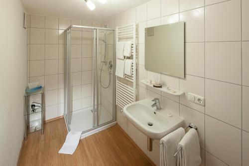 Vannituba majutusasutuses Gaisbock der DorfUrlaub