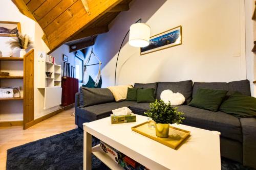 Studio with a view of Mont Blanc