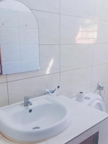 Un baño de Devkim Stays