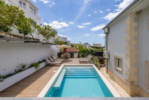 Bazén v ubytování Villa Artea nebo v jeho okolí