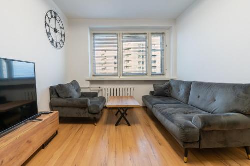 Roździeńskiego Modern Apartment by BookingHost