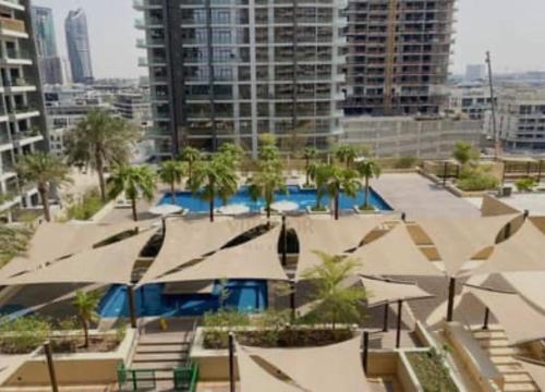 Luxury Living In JVC