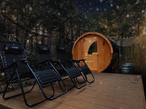 Fotografie z fotogalerie ubytování シュネール北軽井沢 150平米の贅沢空間 北欧サウナ 任天堂Switch BBQ ドッグラン v destinaci Cumagoi