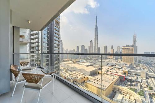 Iconic 2BR Vida Dubai Mall with Direct Mall Access