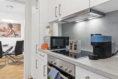 Nüll Residences 37 - Bright Attic Apartment with AC