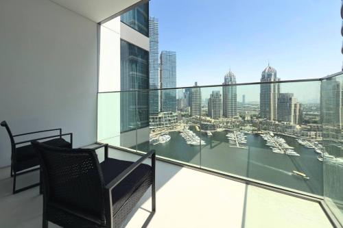 Modern 1 Bed Apartment with full Dubai Marina view
