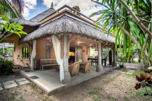 Toshu - Two Bedrooms in Heaven