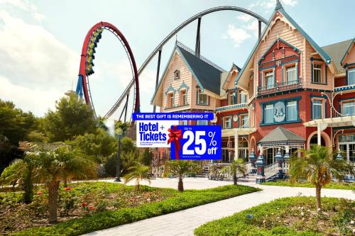 Un jardín fuera de PortAventura Hotel Gold River - Includes unlimited access to PortAventura Park & 1 access to Ferrari Land