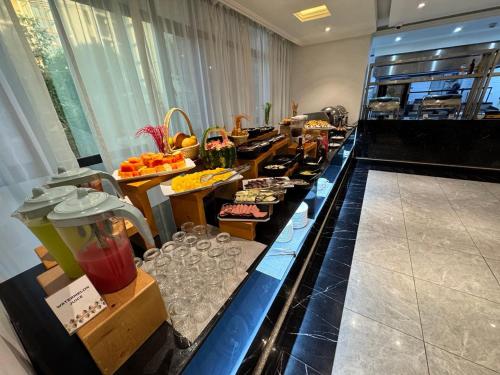 Jídlo v hotelu nebo okolí