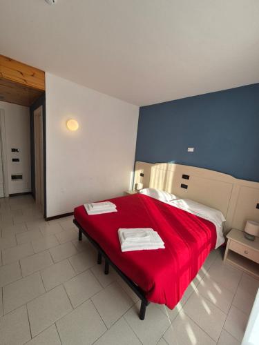 Postel nebo postele na pokoji v ubytování The Park Hotel