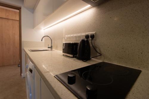 Køkken eller tekøkken på M-Studios - Luxury studios in the heart of Limassol