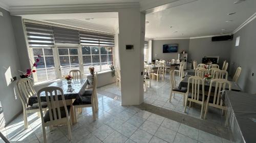 Posezení v ubytování Garden Sheki