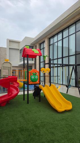 Sân chơi trẻ em tại Royal Resort Al-Khobar 2 - شاليه رويال الخبر 2