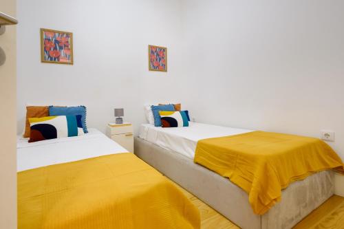Bright 2bedroom apartment in Bonfim, 2 minutes from Campanhã, Porto city center