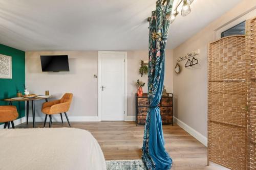 Postel nebo postele na pokoji v ubytování Pilgrim