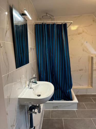 Vannituba majutusasutuses Modern Nine