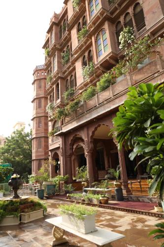 Narendra Bhawan — Property building