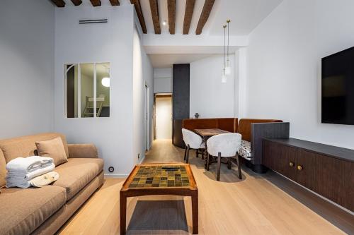 New suite 6 people - Saint Germain Notre-Dame#AC
