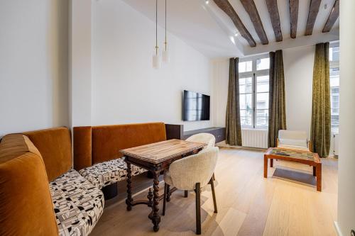 New suite 6 people - Saint Germain Notre-Dame#AC