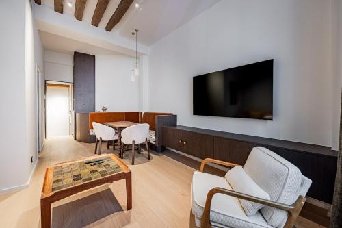 New suite 6 people - Saint Germain Notre-Dame#AC