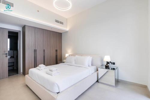 Blue Breeze - Stylish 1 BR in JVC Al Serh Residence