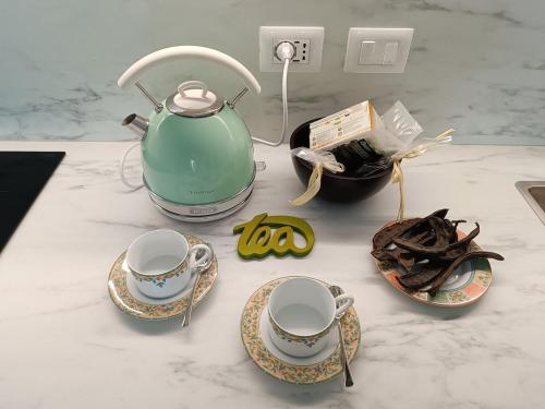 Set per la preparazione di tè e caffè presso Piano B24