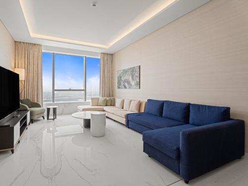 Luxe Island Retreat 1BR in Palm-14