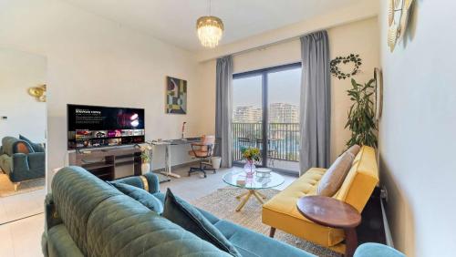 1BR Dubai Hills Executive Residence Stylish Stay