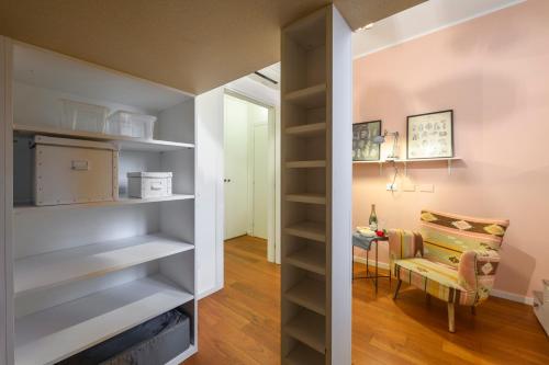 Marcona, 1 - Quiet Milanese apartment