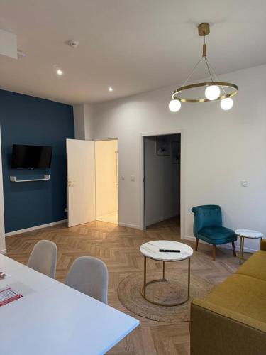 MOON 24 - Appartement Nice 6P