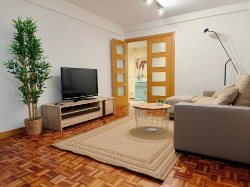 La Muralla de los Sitios by Alogest