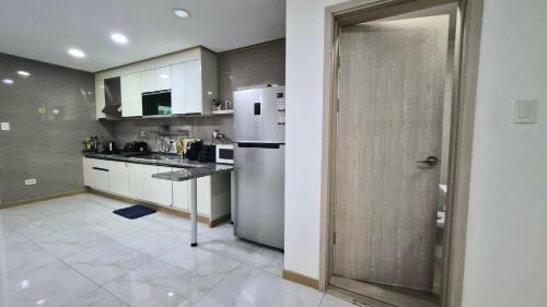 Küche/Küchenzeile in der Unterkunft Stay at The Villages