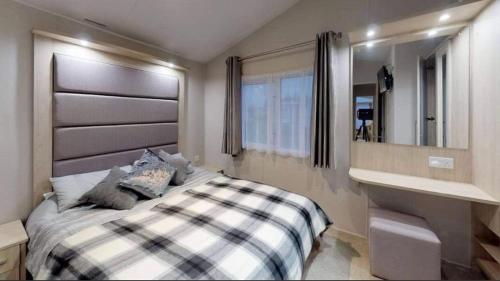 Ένα ή περισσότερα κρεβάτια σε δωμάτιο στο Willerby