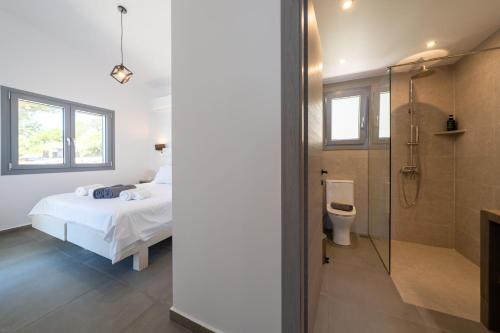 Ванная комната в Aphitriti Oxomeria