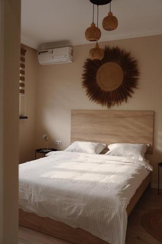 Postel nebo postele na pokoji v ubytování People Nest